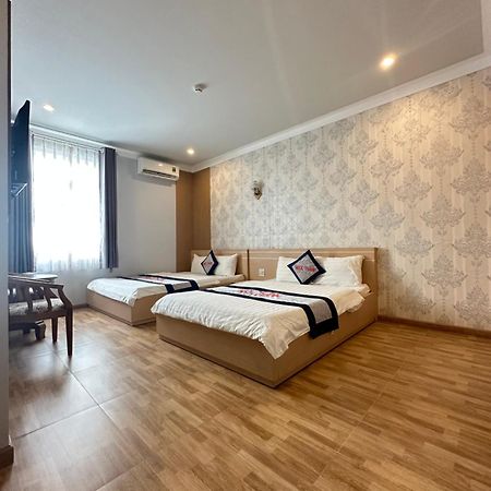 Ngoc Thanh Hotel Rach Gia Exterior photo